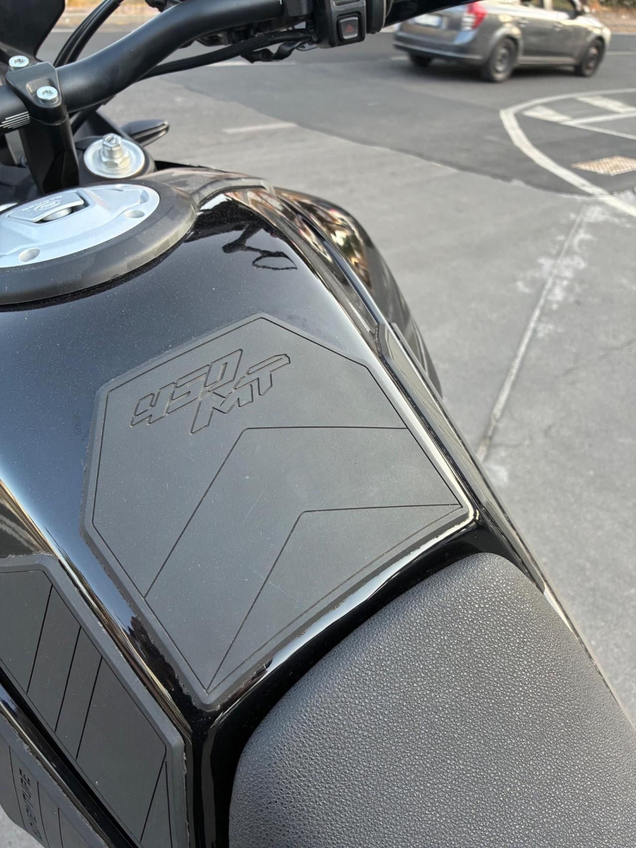 Cf Moto 450MT SOLO 8000 KM - 2025