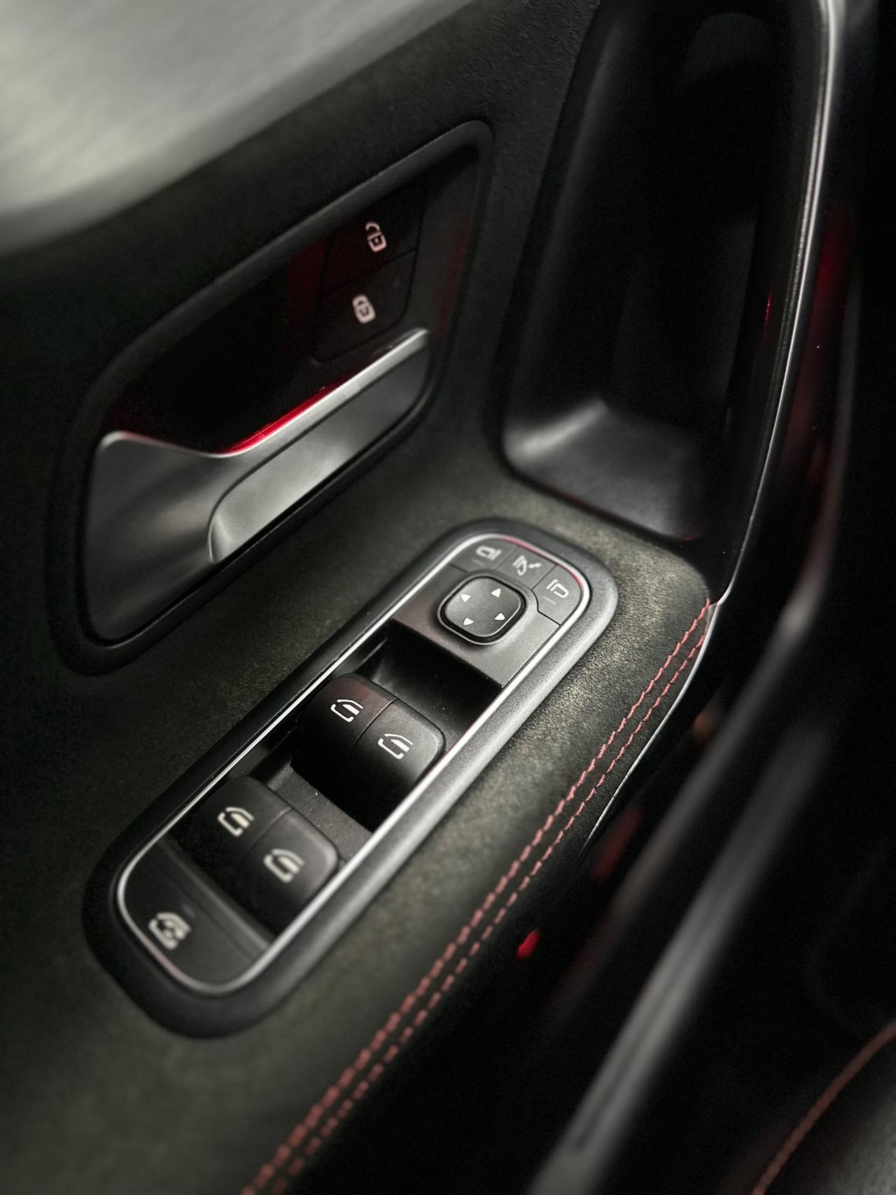 Mercedes-benz A 2.0 116cv PREMIUM AMG