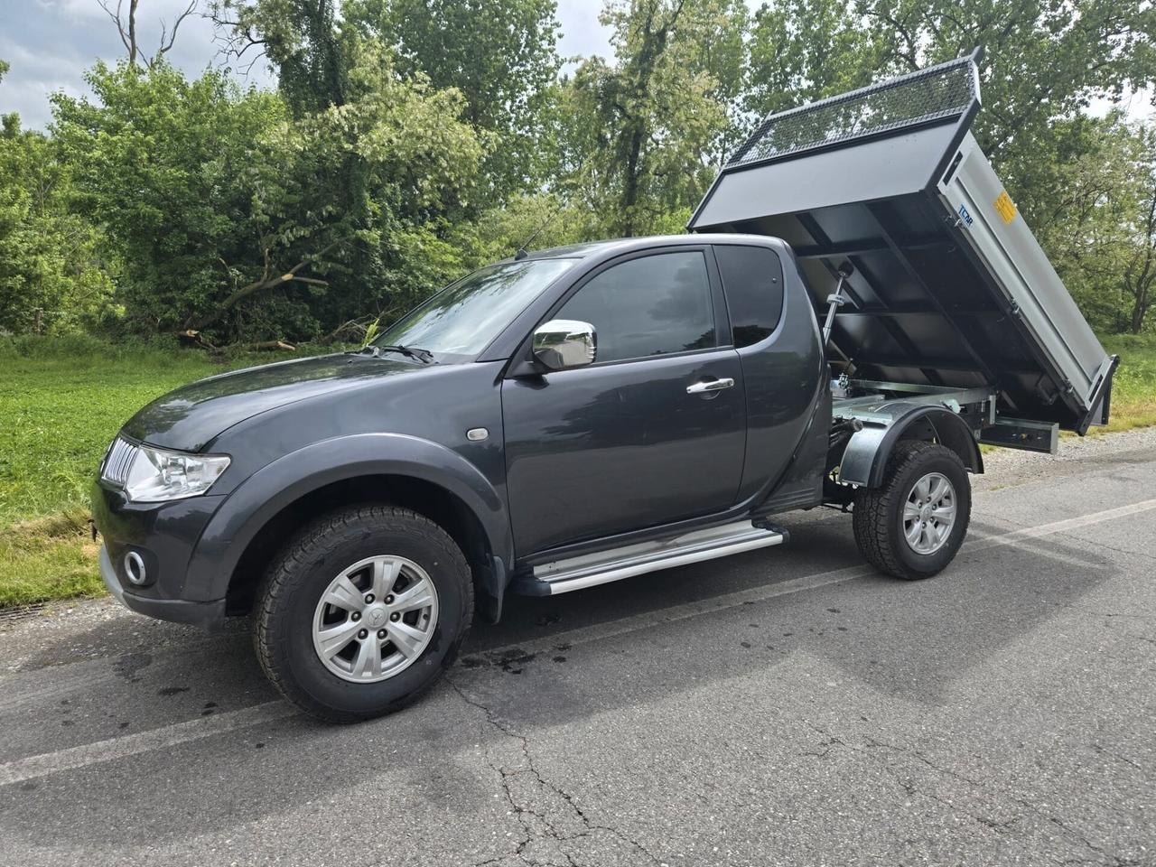 Mitsubishi L200 2.5 DI-D/136CV Club Cab Invite