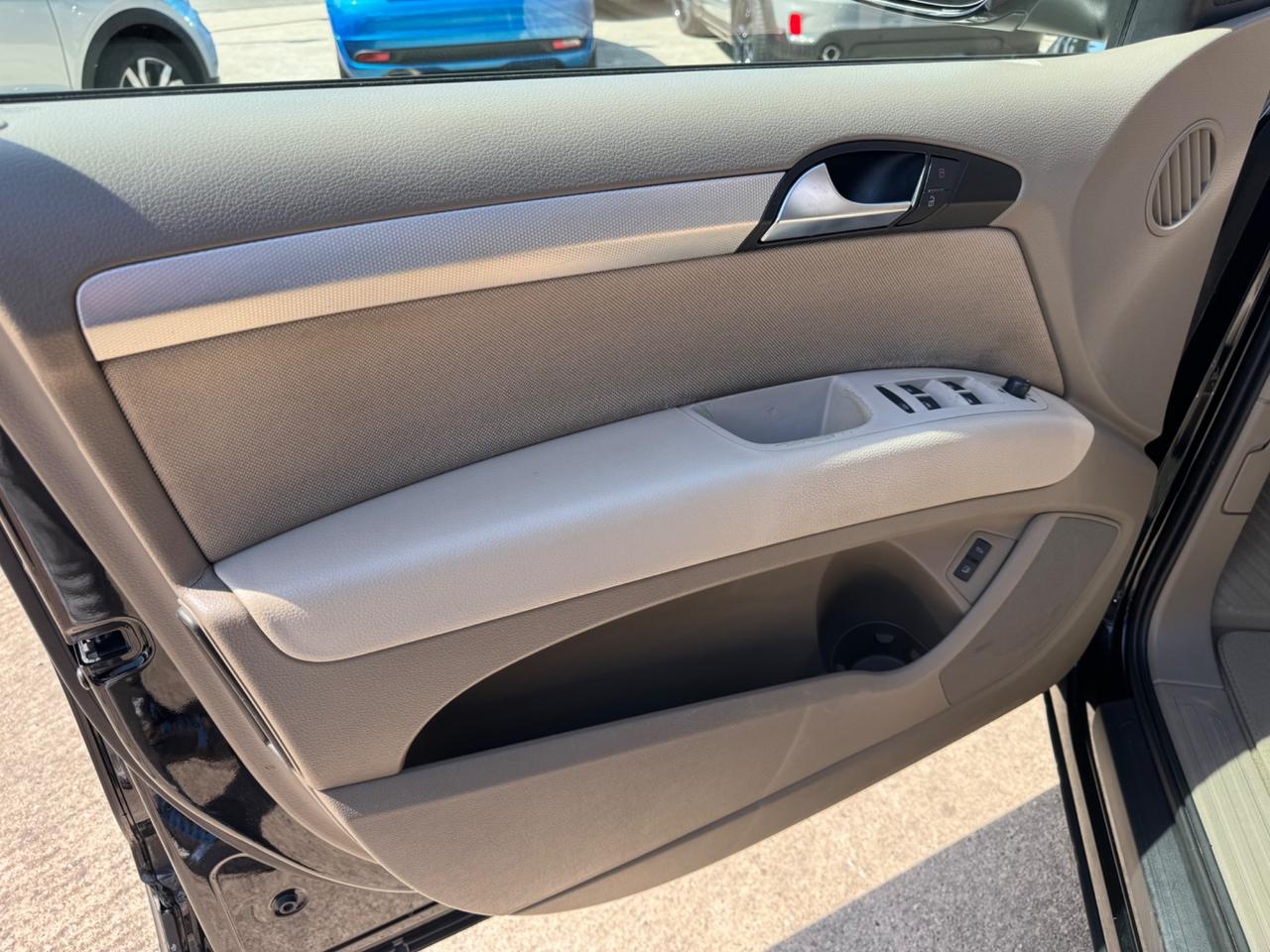 Audi Q7 3.0 V6 TDI 233CV quattro tiptronic