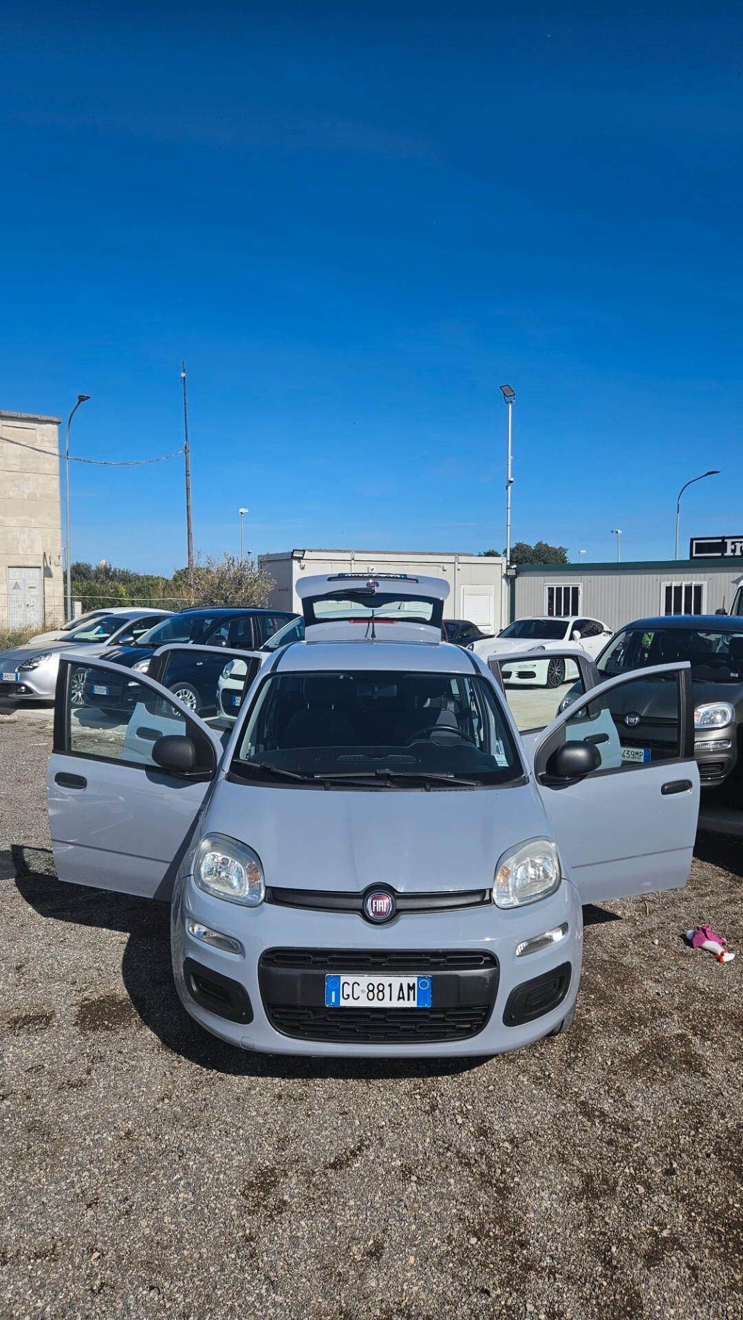 Fiat Panda 1.2 Connected by Wind