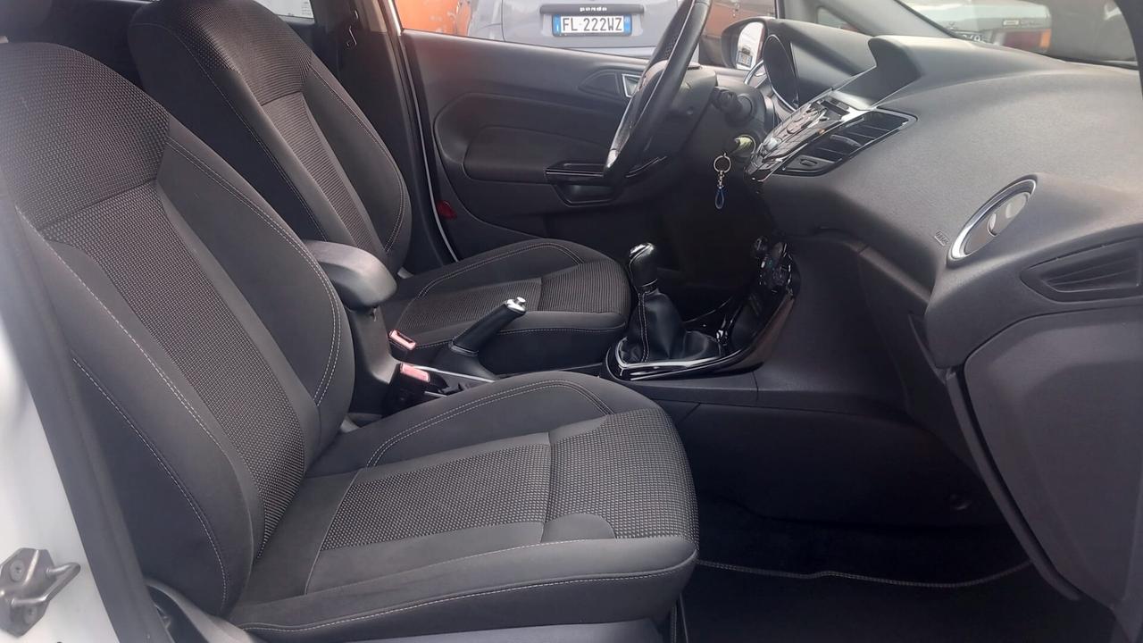Ford Fiesta 1.4 5p. Bz.- GPL Titanium