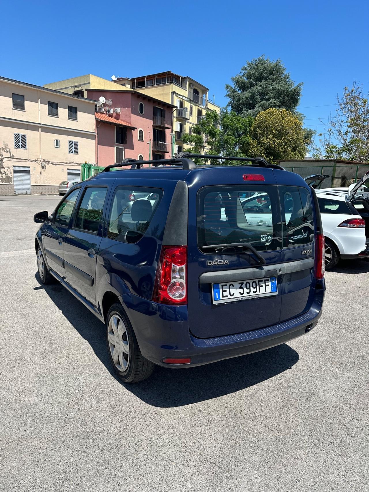 Dacia Logan MCV 1.6 90CV 5 posti Lauréate