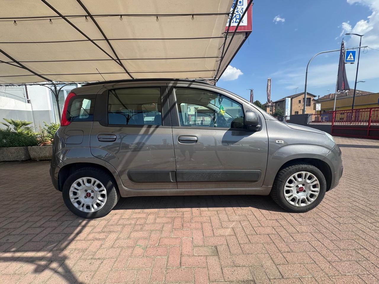 Fiat Panda Connected By Wind 1.2 #12009