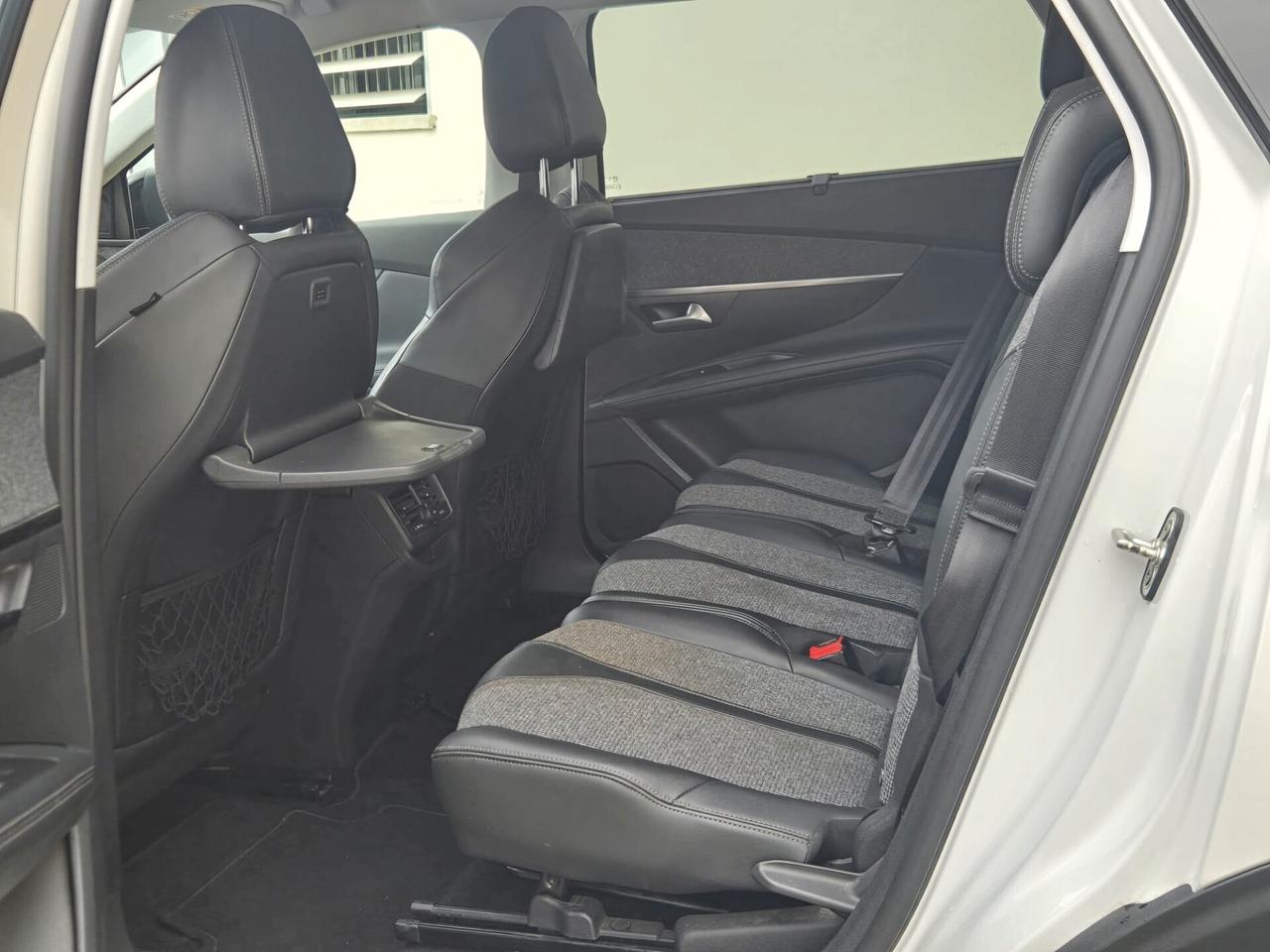 Peugeot 5008 BlueHDi 120 S&S Business