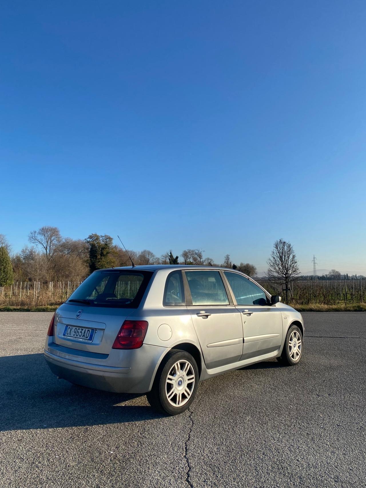 Fiat Stilo 1.8i 16V 5 porte Dynamic