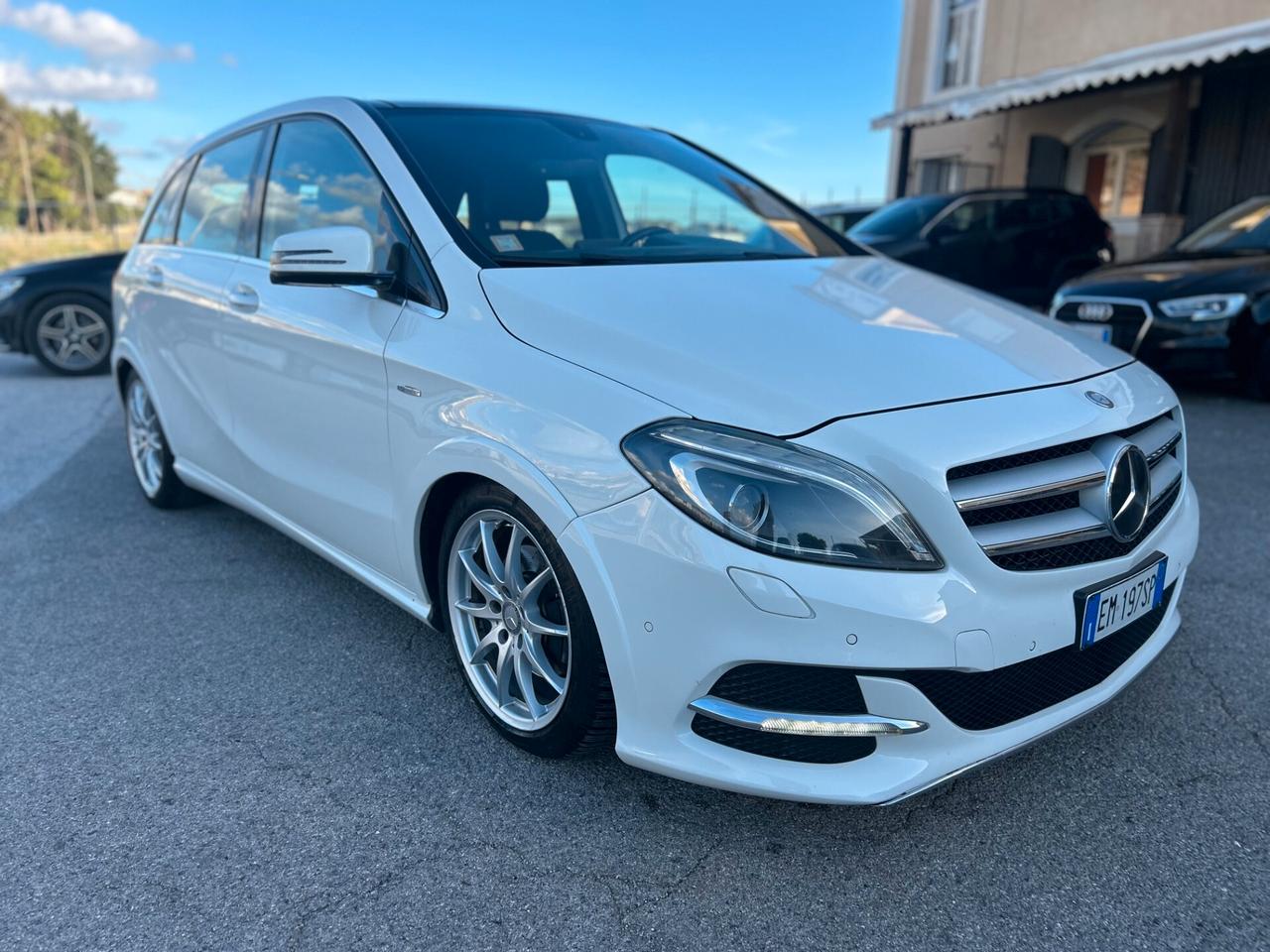 Mercedes-benz B 200 CDI BlueEFFICIENCY Premium