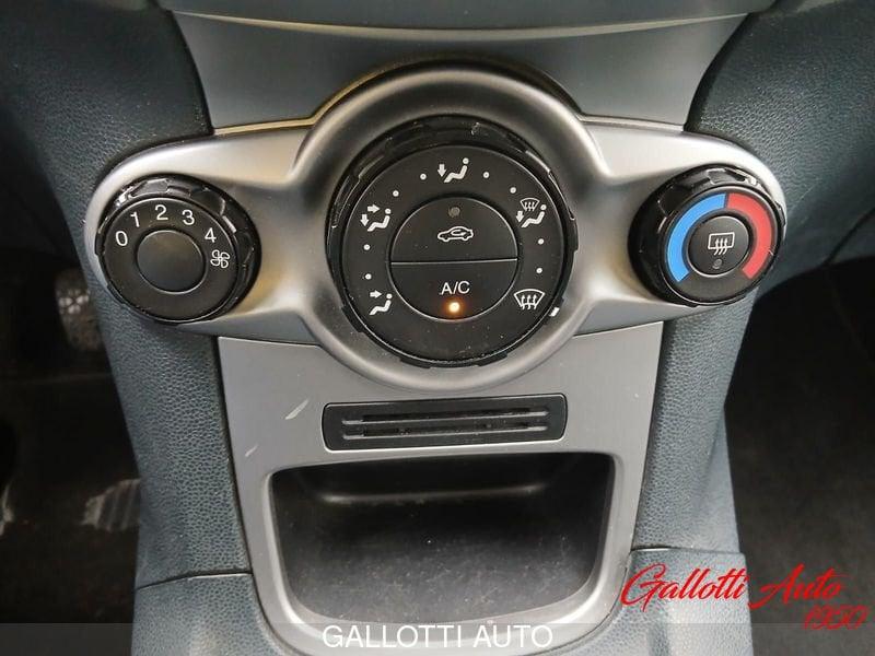 Ford Fiesta 1.4 5 porte GPL