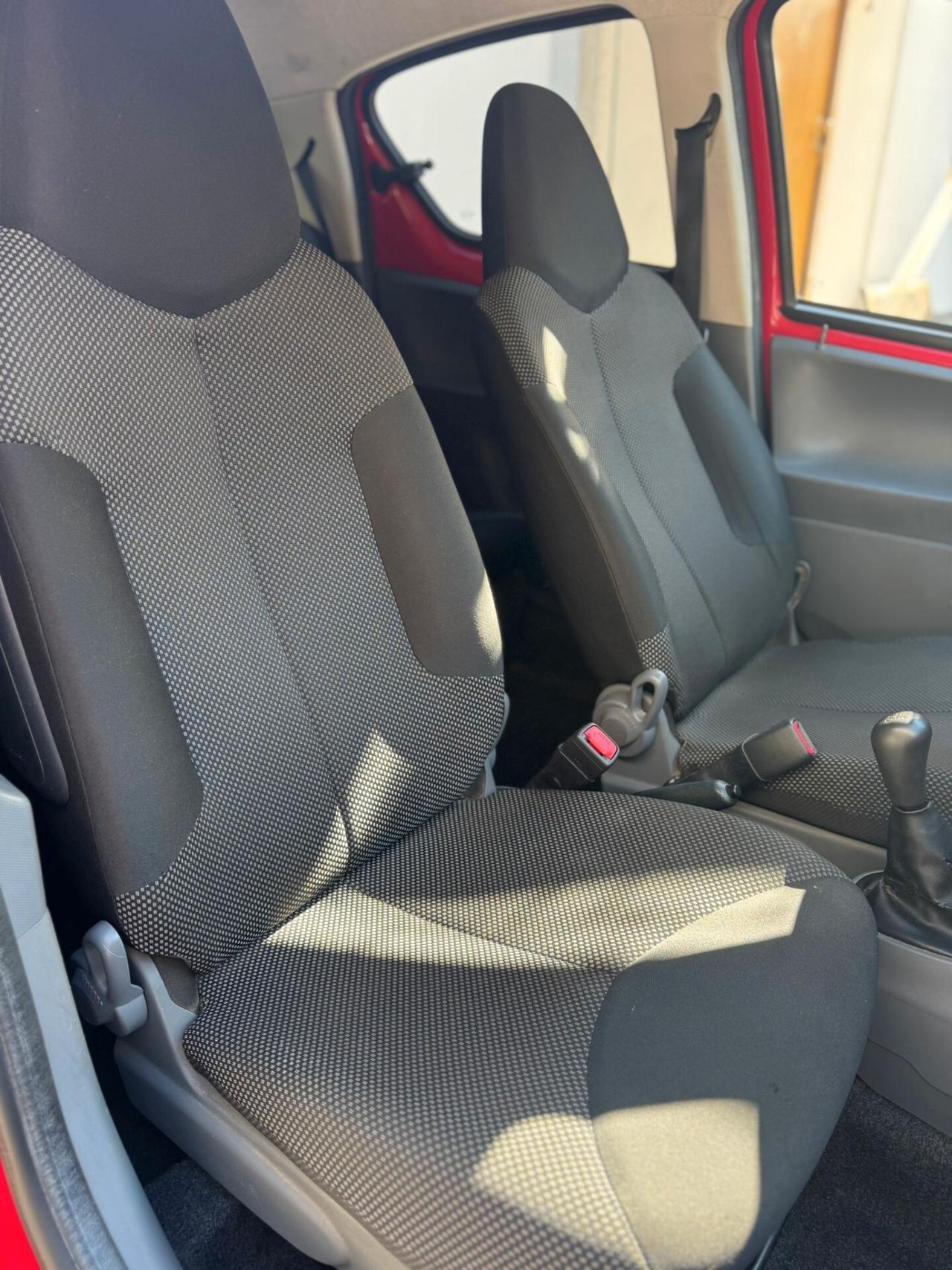 Toyota Aygo 1.0 12V VVT-i 5 porte