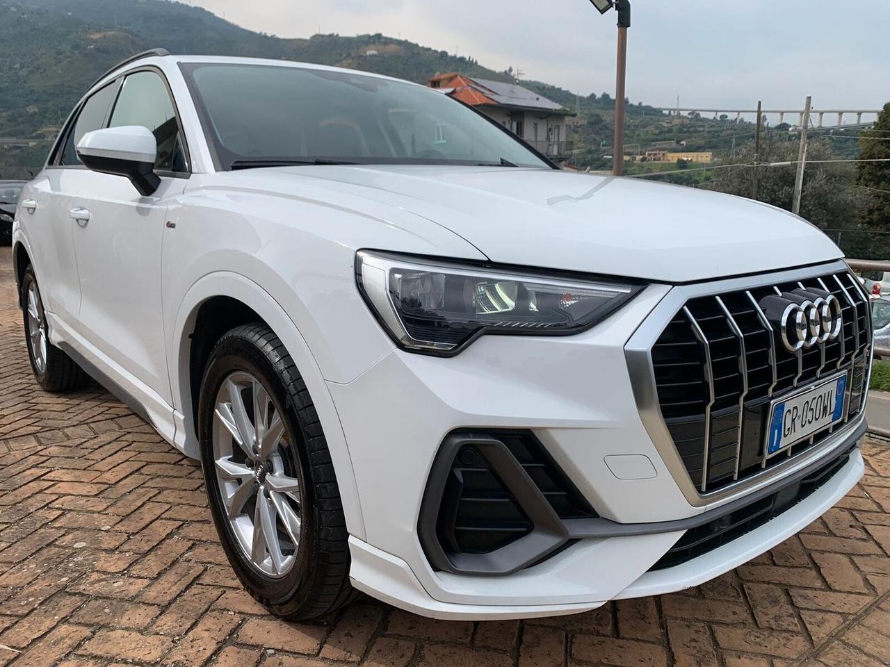 Audi Q3 35 TDI S tronic line edition