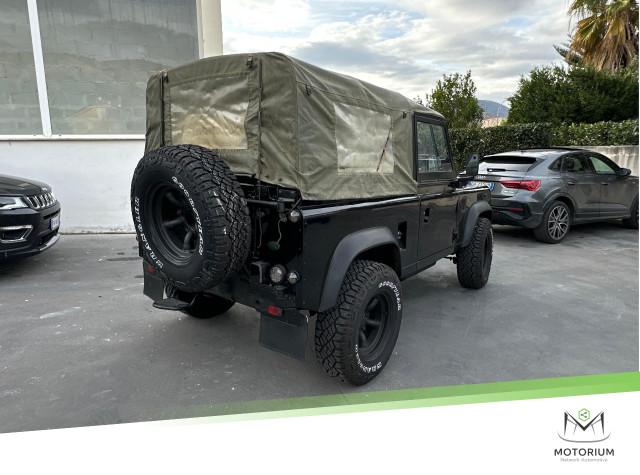 Land Rover DEFENDER SOFTTOP 90 2.5 4WD