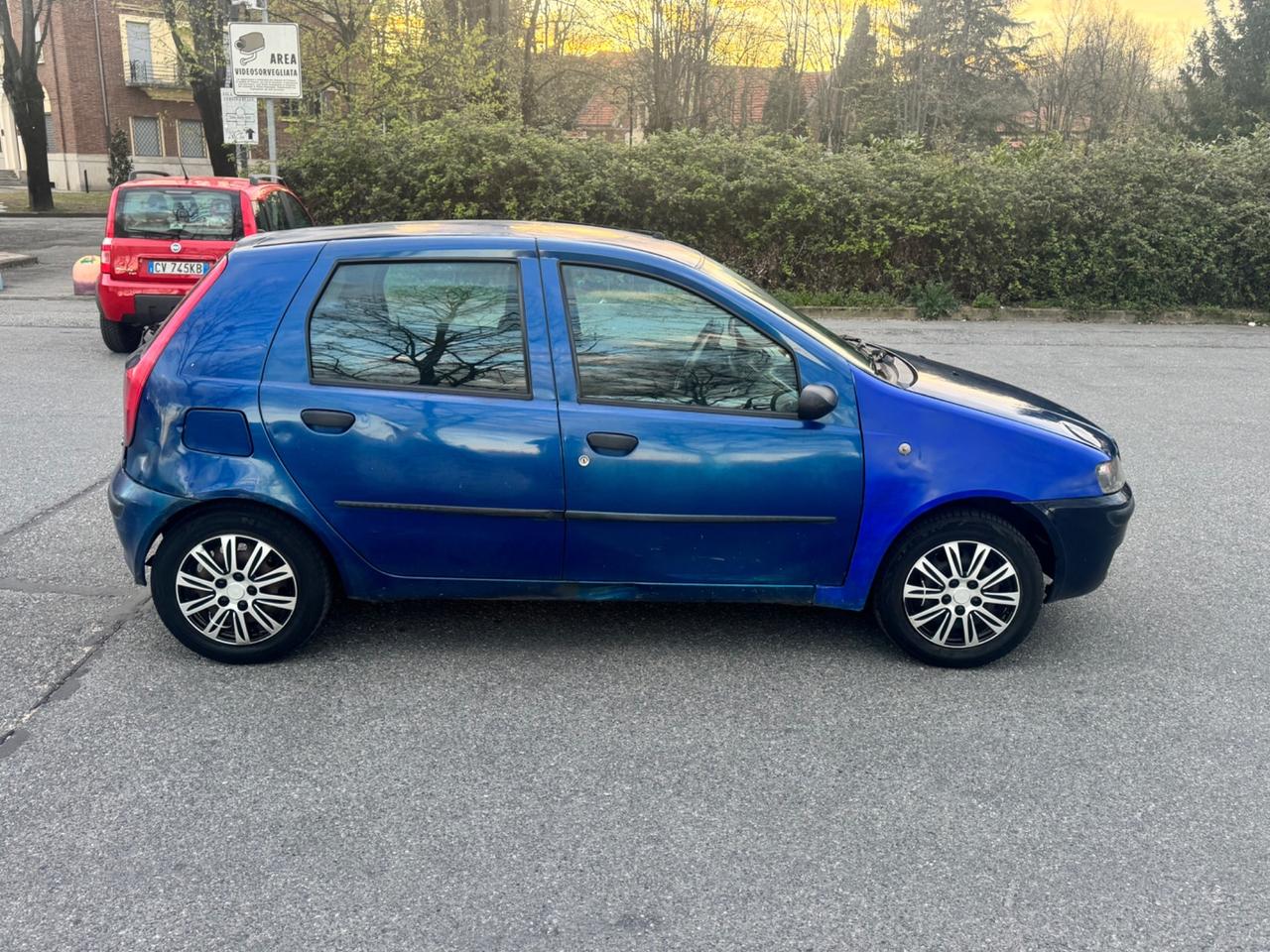 Fiat Punto 1.2i cat 5 porte (SU APPUNTAMENTO)