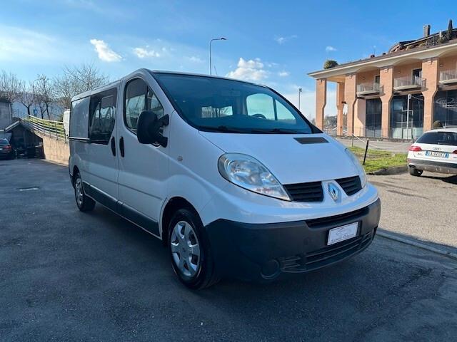 Renault Trafic T29 2.0 dCi/90 PL-TN-autocarro 6 posti