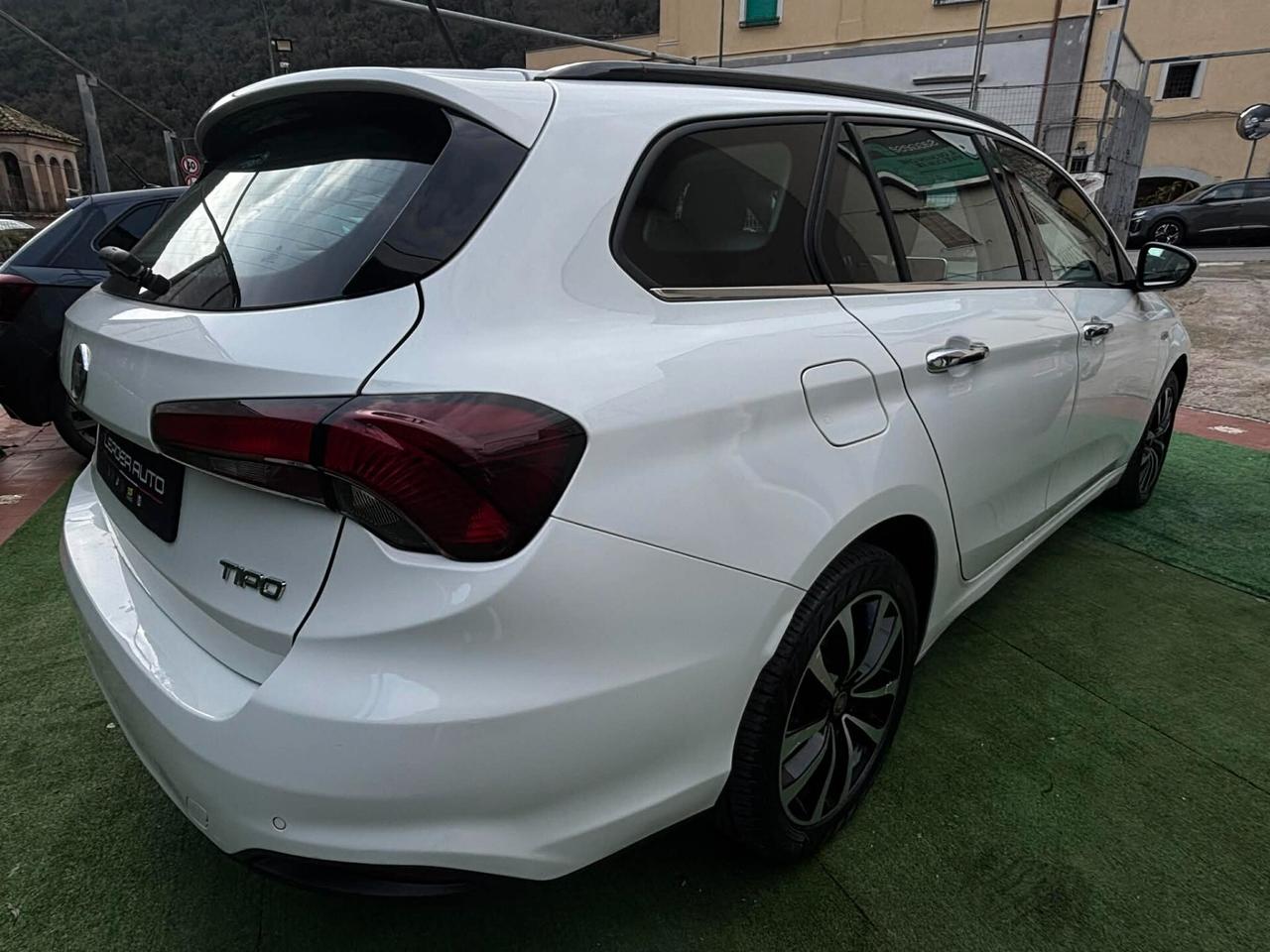 Fiat Tipo 1.6 Mjt S&S SW Lounge