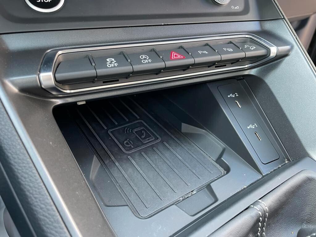 Audi Q3 35 TFSI S line edition