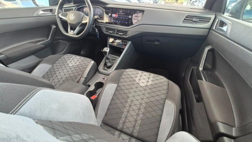 Volkswagen Taigo 1.0 TSI 110 CV R-Line - 2024