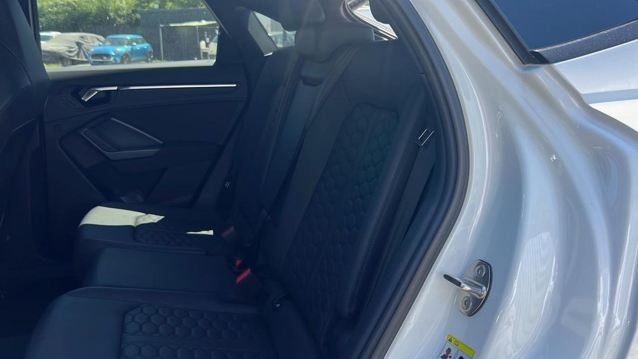 Audi RS Q3 quattro S tronic