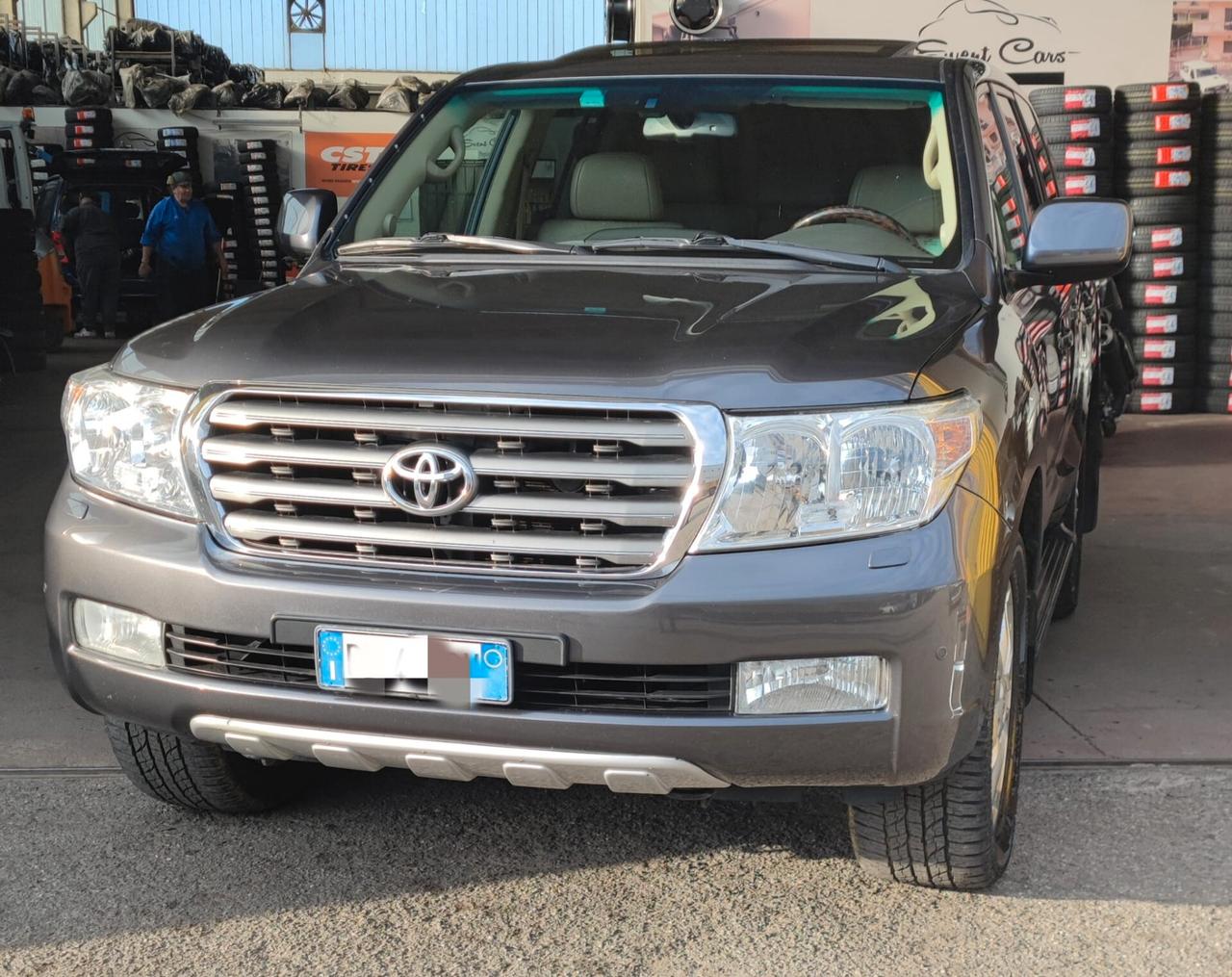 Toyota Land Cruiser 200 V8 4.5 D4-D