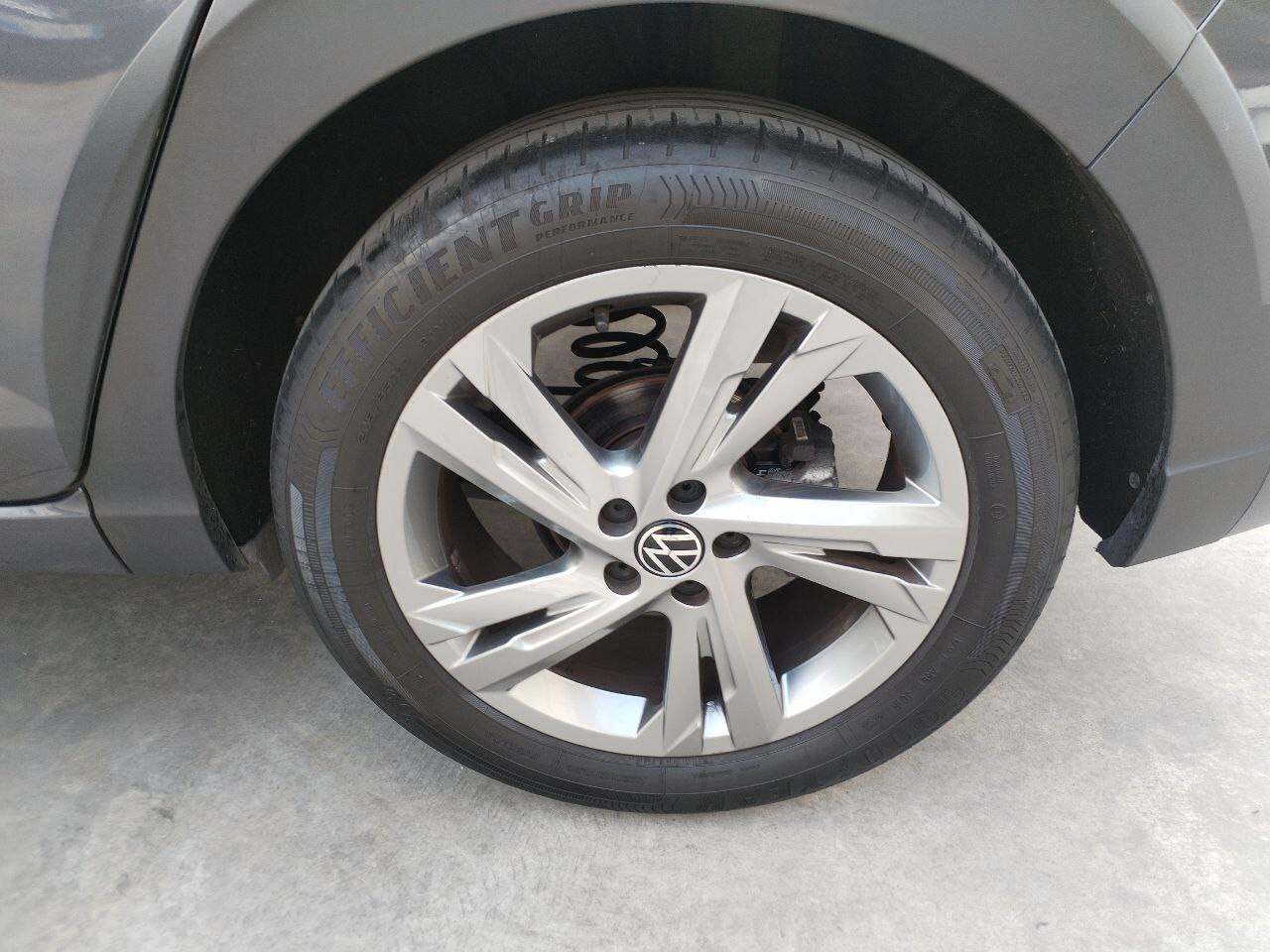 Volkswagen Taigo 1.0 TSI 110 CV R-Line