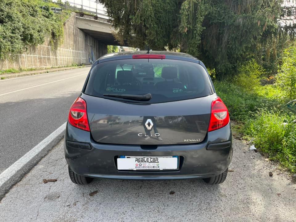 Renault Clio 1.2 B 75CV 5 porte Le Iene