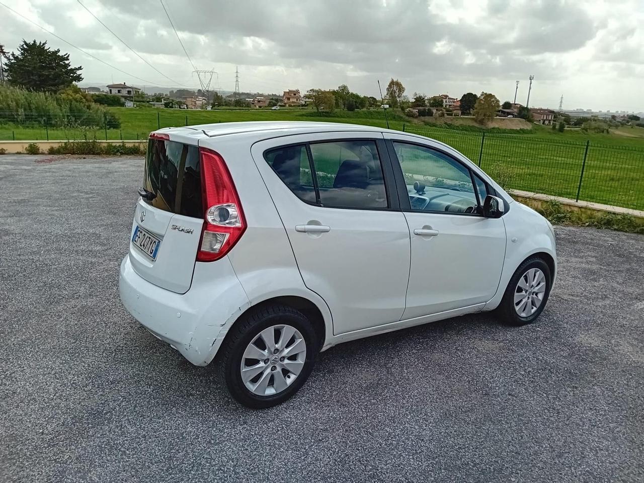 Suzuki Splash 1.0 VVT L