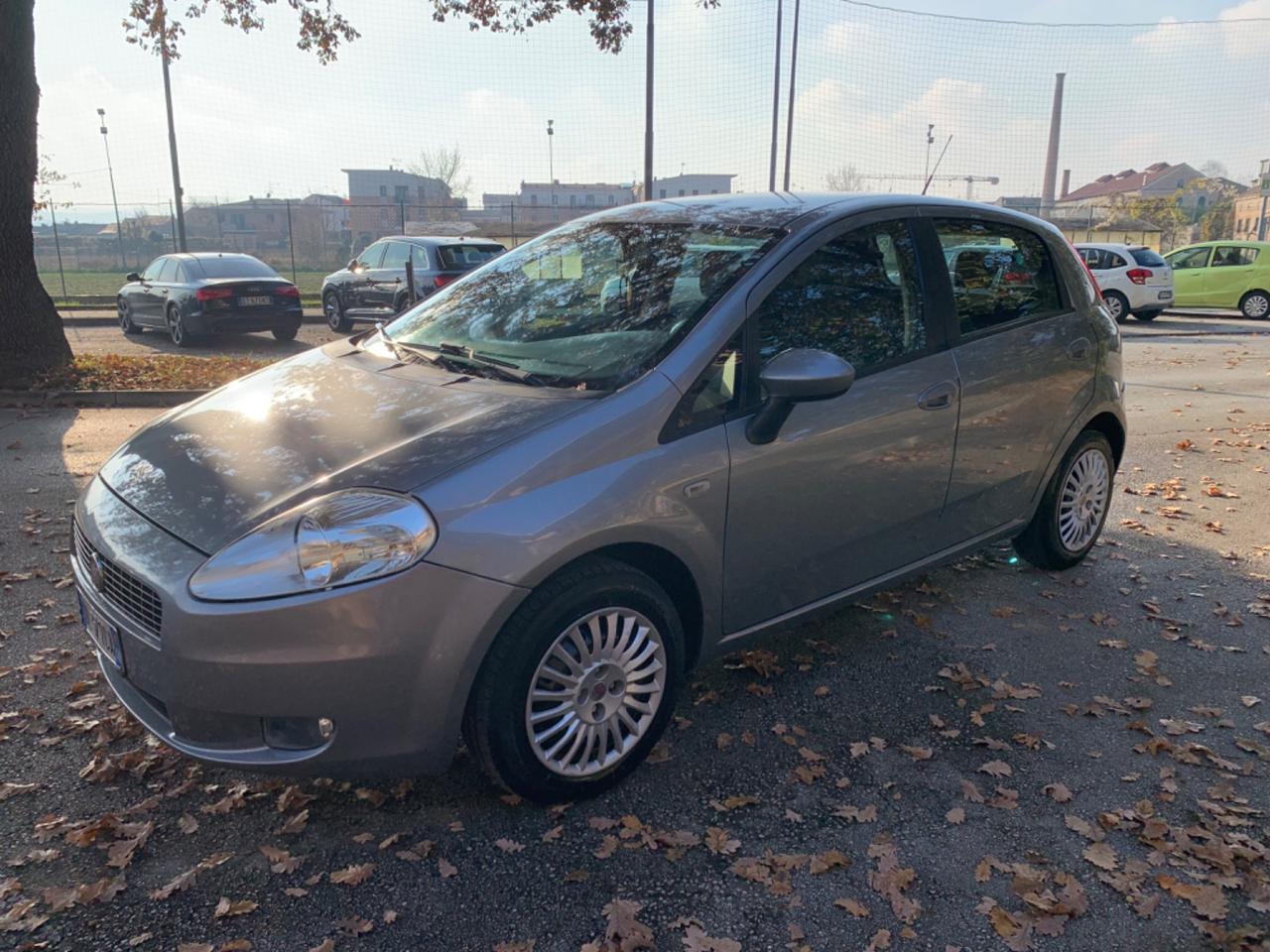 Fiat Panda Utilitaria 1.2 neopatentati