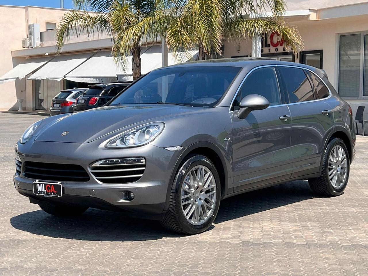 Porsche Cayenne 3.0 Diesel 245CV no superbollo
