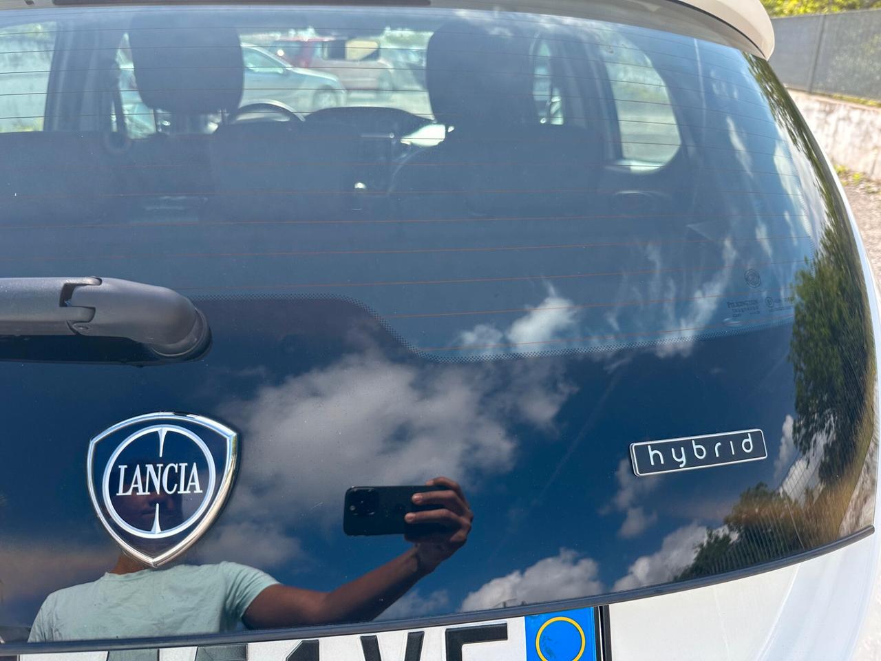 Lancia Ypsilon 1.0 FireFly 5 porte S&S Hybrid Ecochic Gold