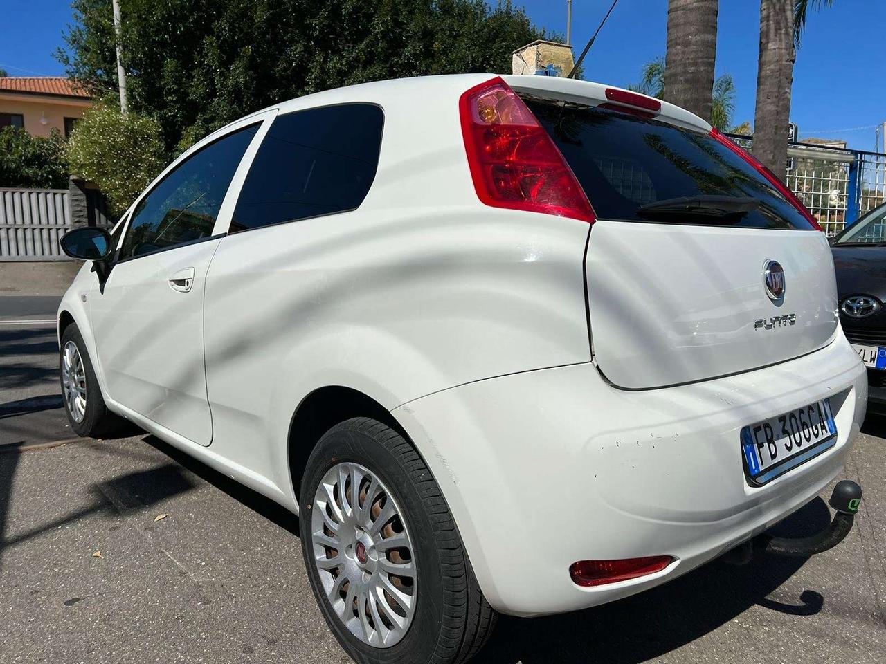 Fiat Punto 1.3 MJT 75CV 3 porte Van Easy 2 po