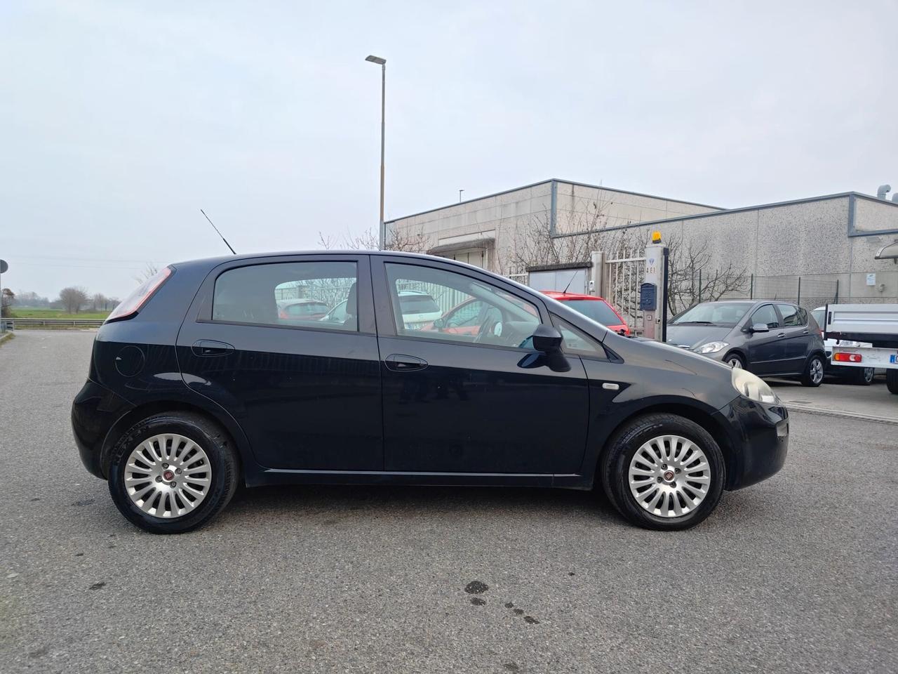 Fiat Punto 1.2BENZ SOLO 79.000KM X NEOPAT.