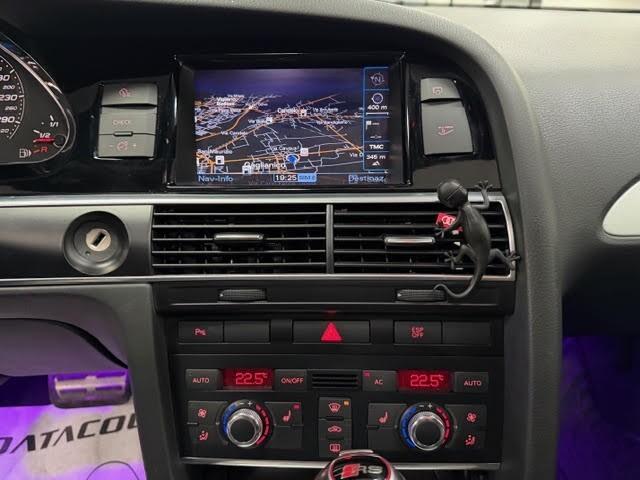 Audi RS6 RS6 Avant 5.0 V10 fsi quattro tiptronic