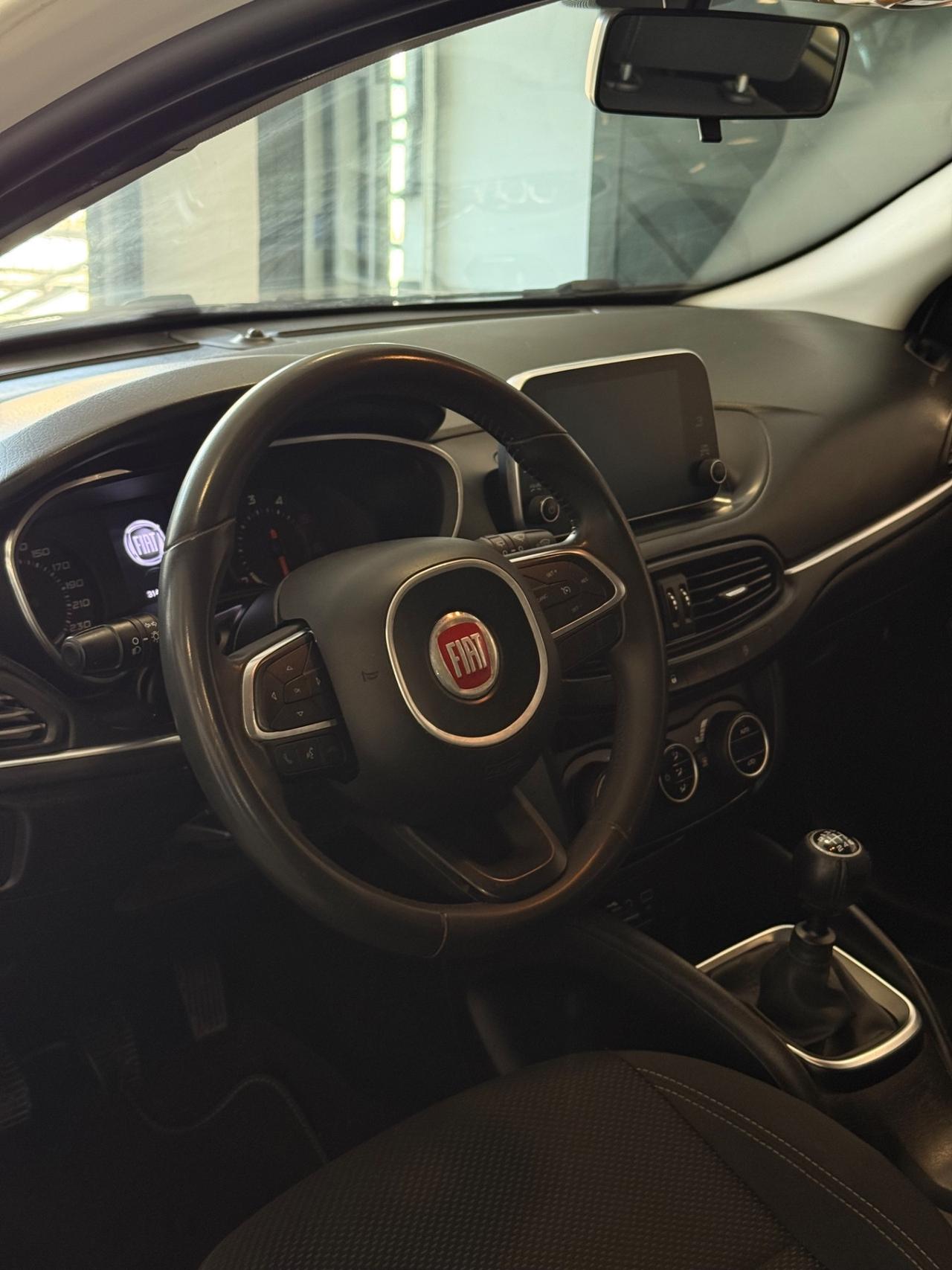 Fiat Tipo 1.6 Mjt S&S 5 porte Easy