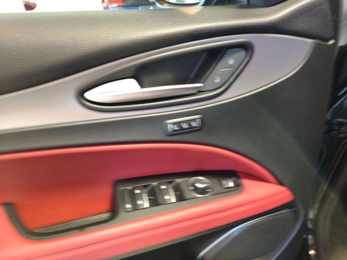 ALFA ROMEO Stelvio 2.2 T.diesel 210CV AT8 Q4 B-Tech Total Black