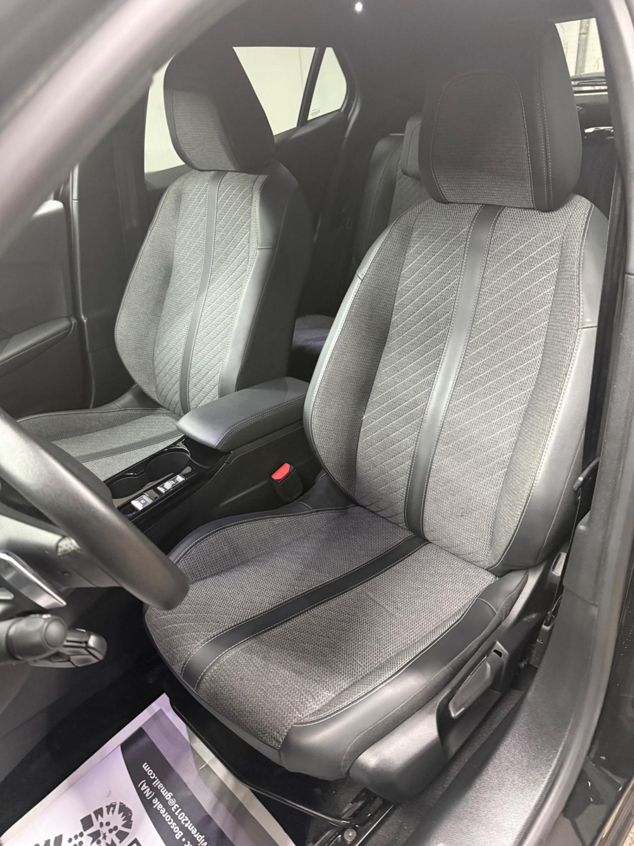 Peugeot 2008 BlueHDi 130 S&S EAT8 Allure