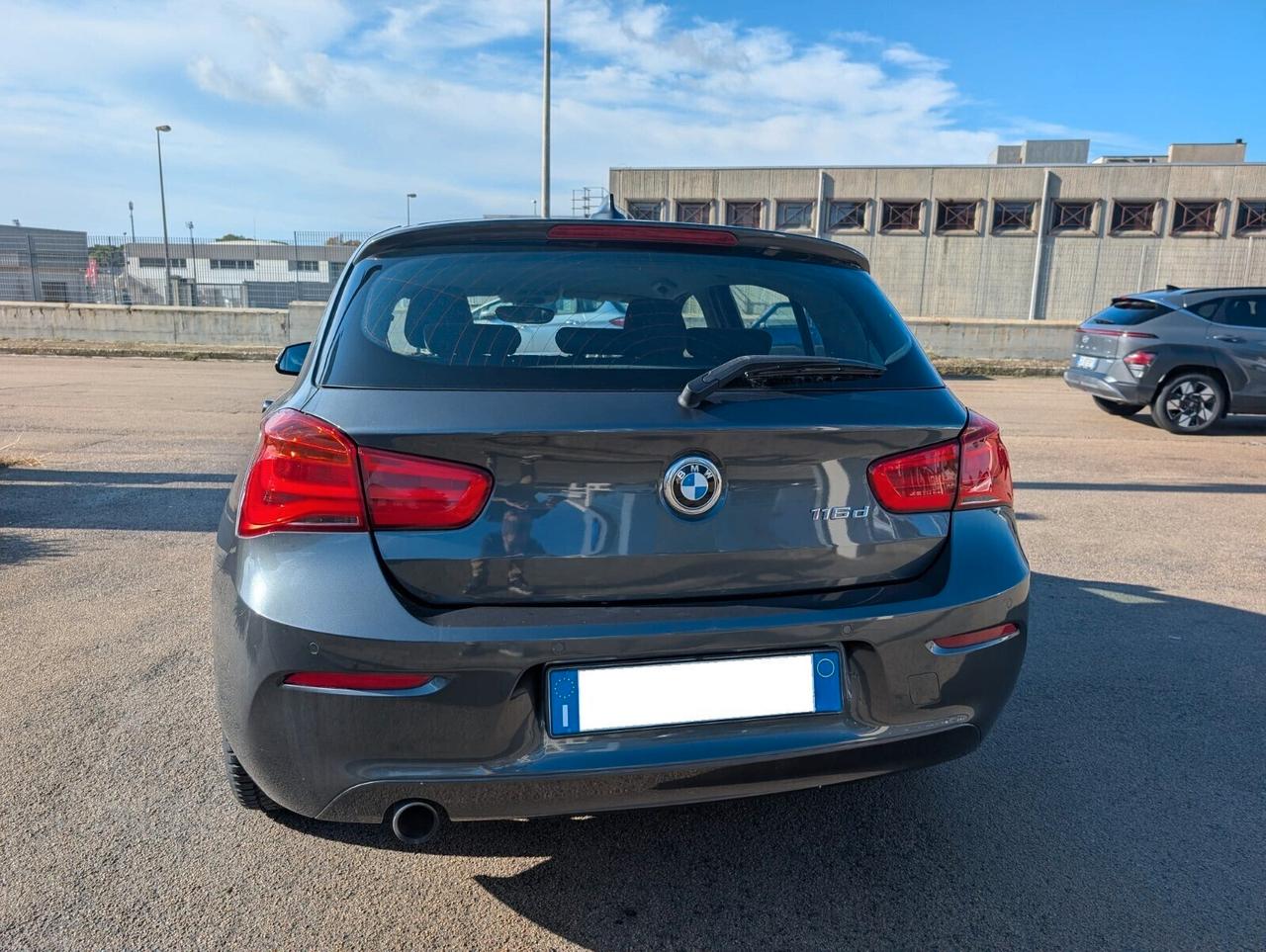 Bmw 116 116d 5p. Efficient Dynamics Urban Business
