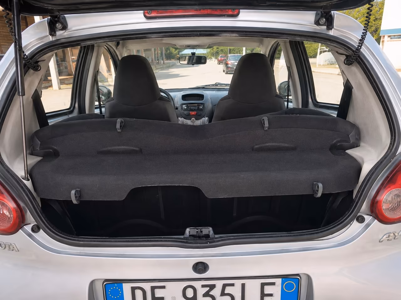 Toyota Aygo 1.0 12V VVT-i 5 porte Sol