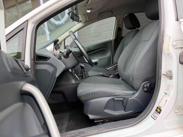 FORD Fiesta 1.4 TDCi 68CV 5 porte Titanium