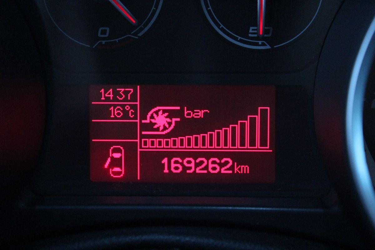 ALFA ROMEO - Giulietta - 1.6 JTDm-2 105 CV Distinctive