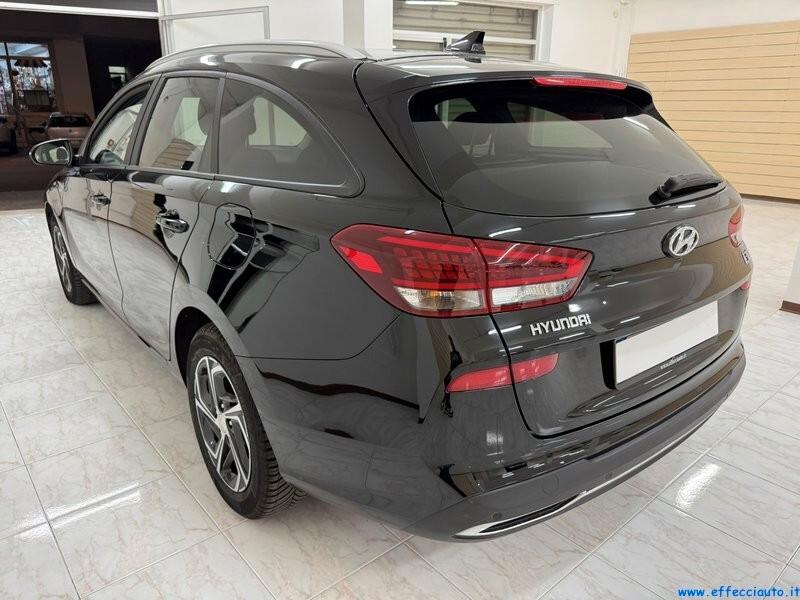 Hyundai i30 1.6crdi DCT 48V Prime 136cv