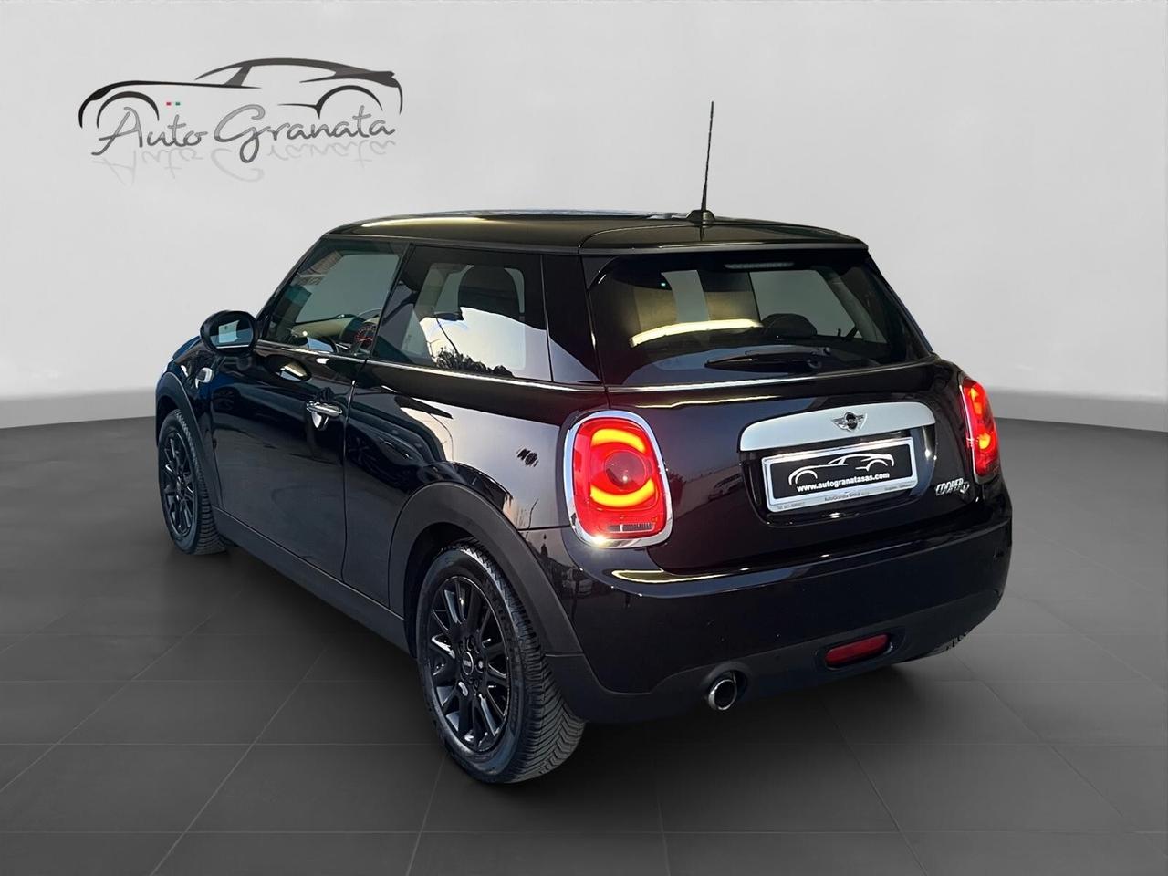 Mini 1.5 Cooper D 116cv Hype FULL BLACK