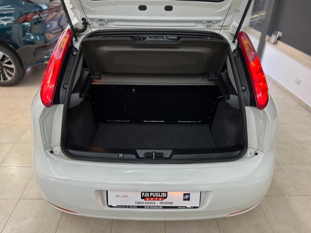 Fiat Punto 1.2 8V 5 porte Street KM 66.600 - 2016