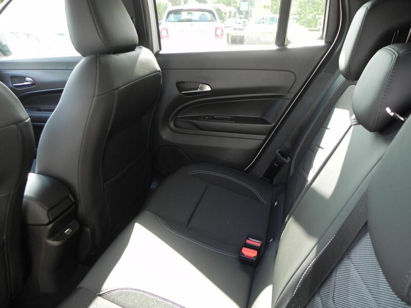 Jeep Avenger 1.2 Turbo 110 CV MHEV DCT BLACK EDITION
