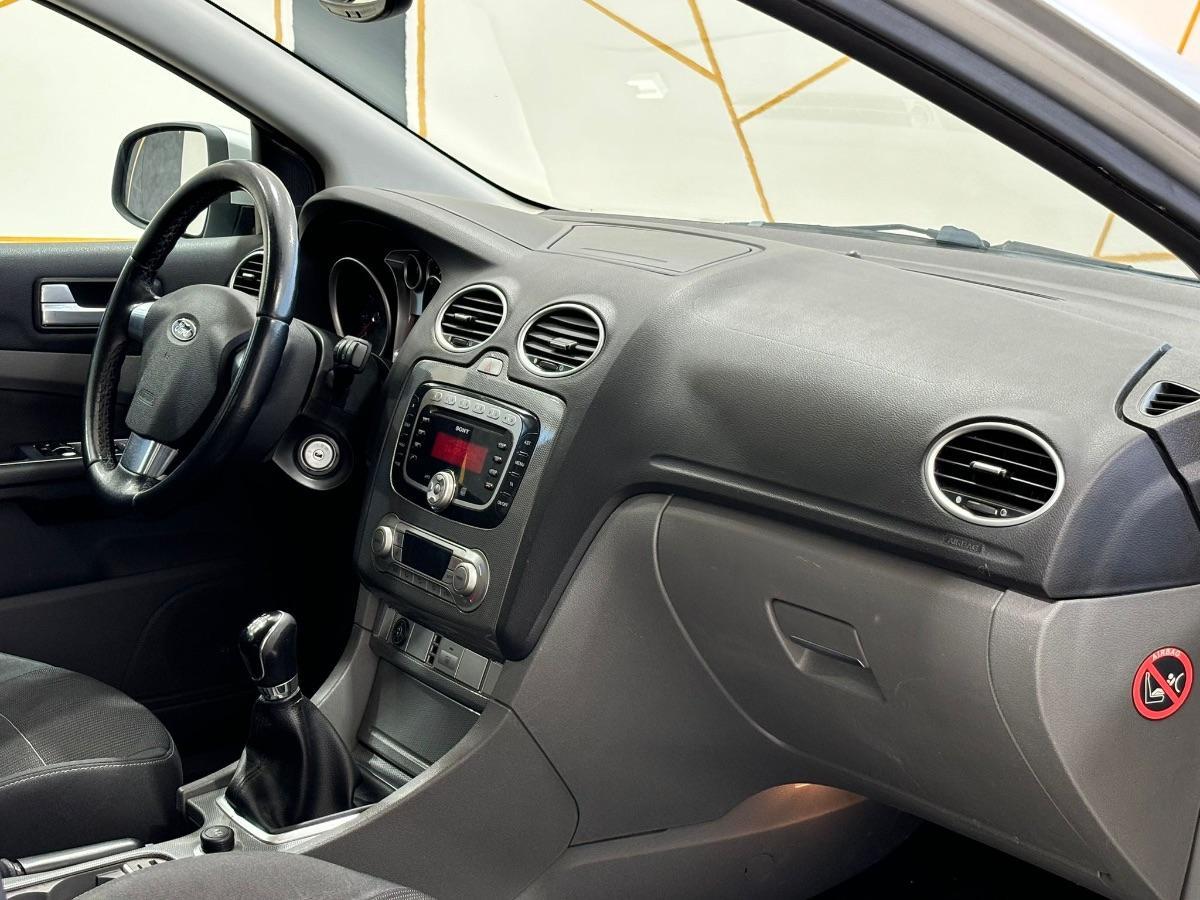FORD - Focus - 1.6 5p. Bz. GPL Titanium