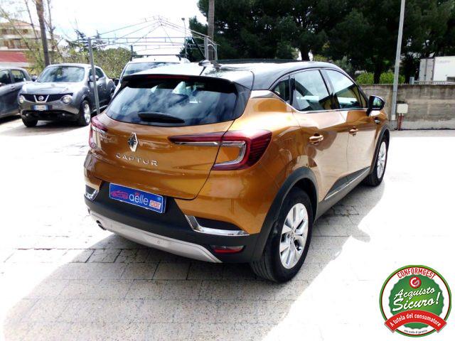 RENAULT Captur Blue dCi 95 CV Intens