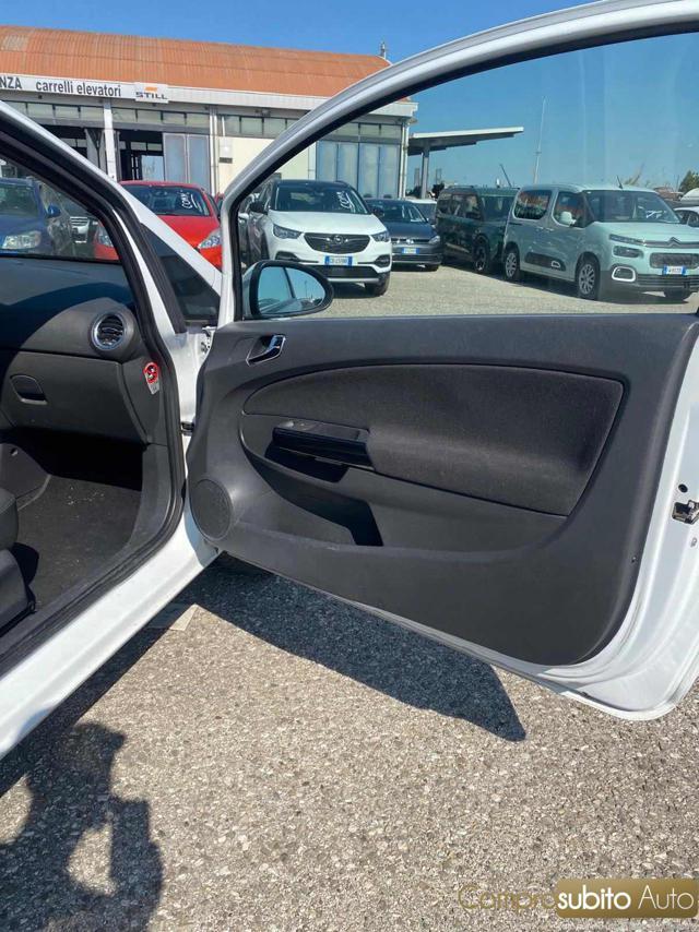 OPEL Corsa 1.2 85CV 3 porte GPL-TECH b-color