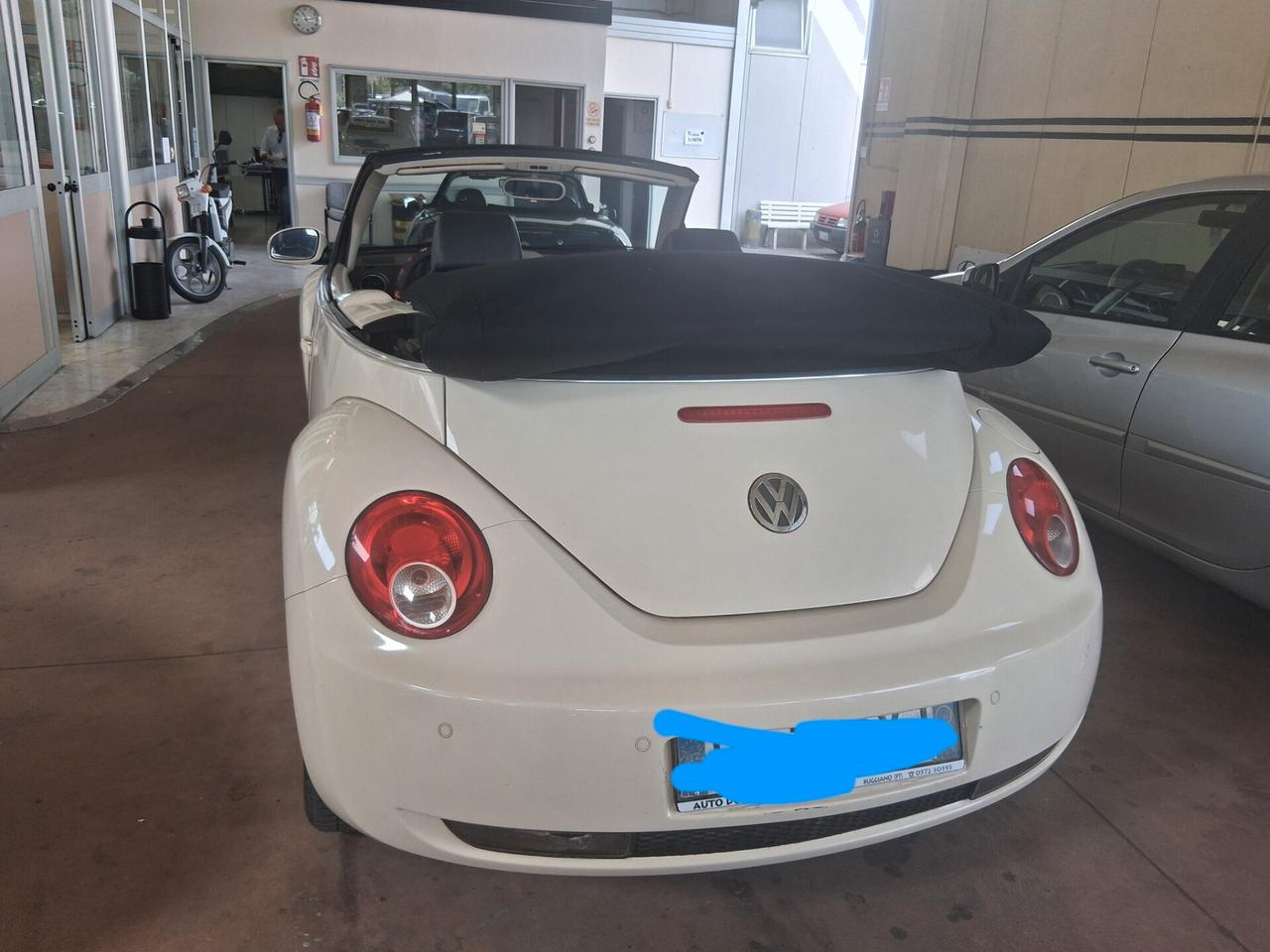 Volkswagen New Beetle 1.4 16V Cabrio