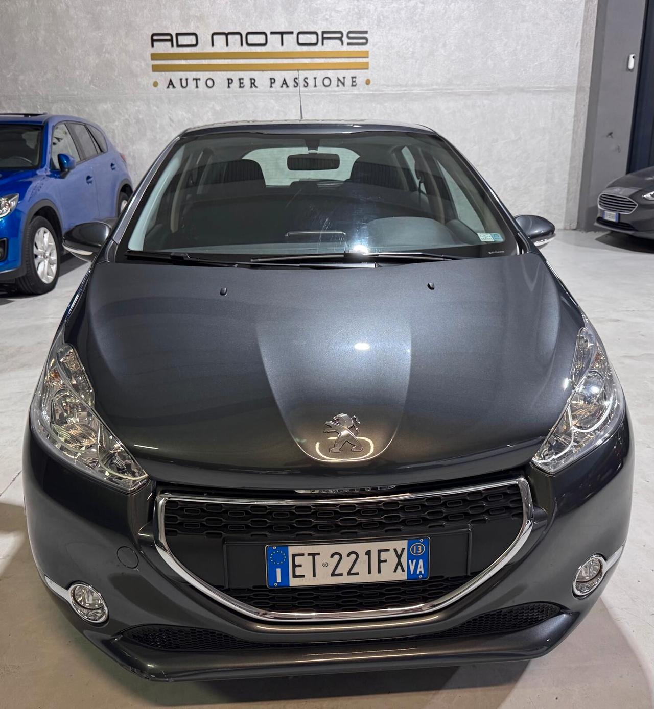Peugeot 208 Benzina Neopatentati Km 70.000