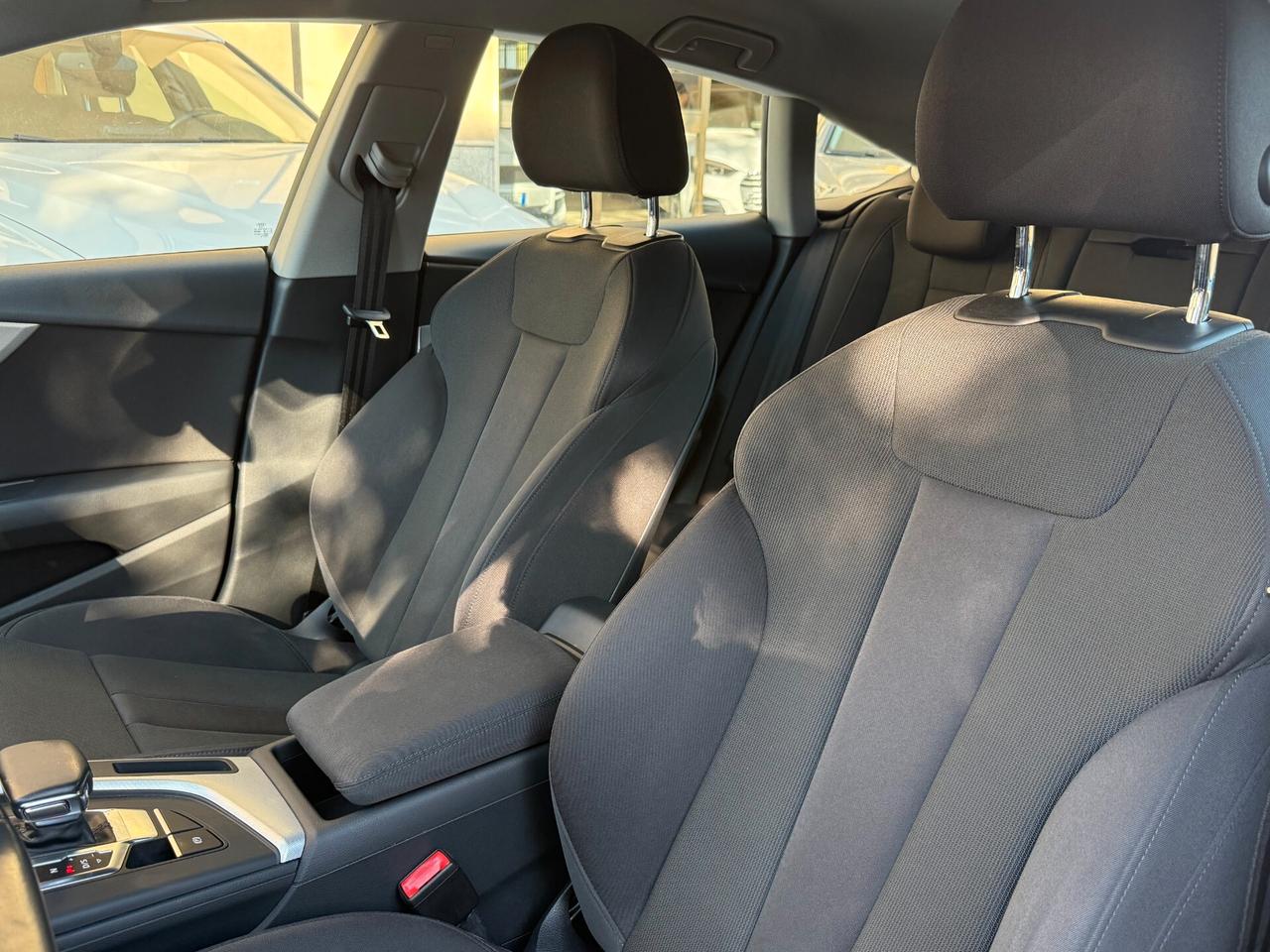 Audi A5 SPB 40 TDI business