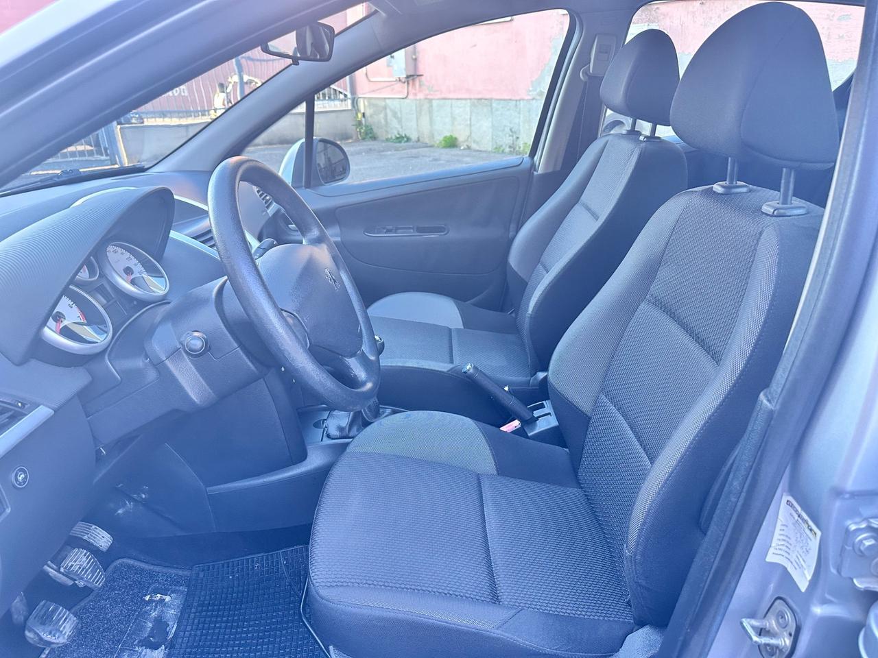 Peugeot 207 benzina gpl 5 porte euro 5