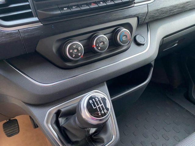 RENAULT Trafic BluedCi 150CV PL Equilibre 9 POSTI